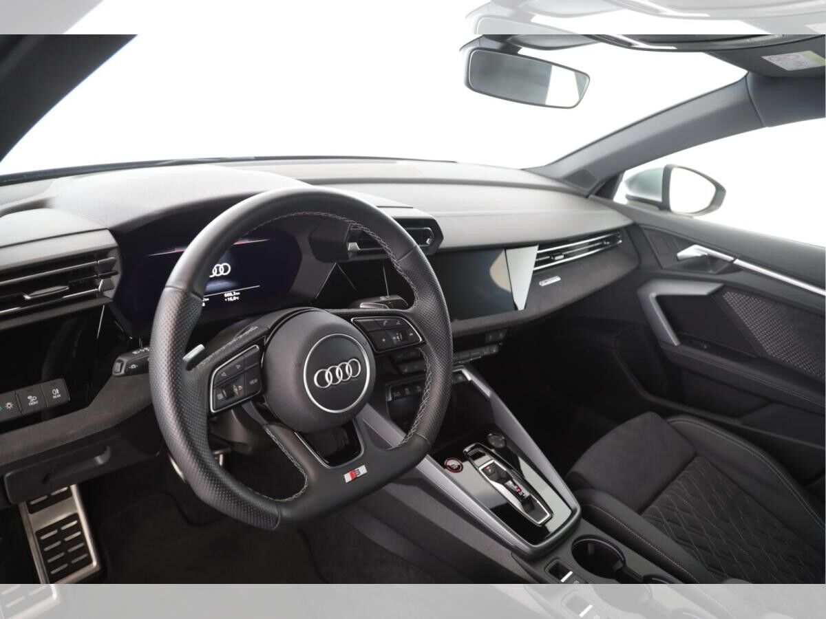 Audi S3 Limousine TFSI quattro S tronic MMI NAVI+