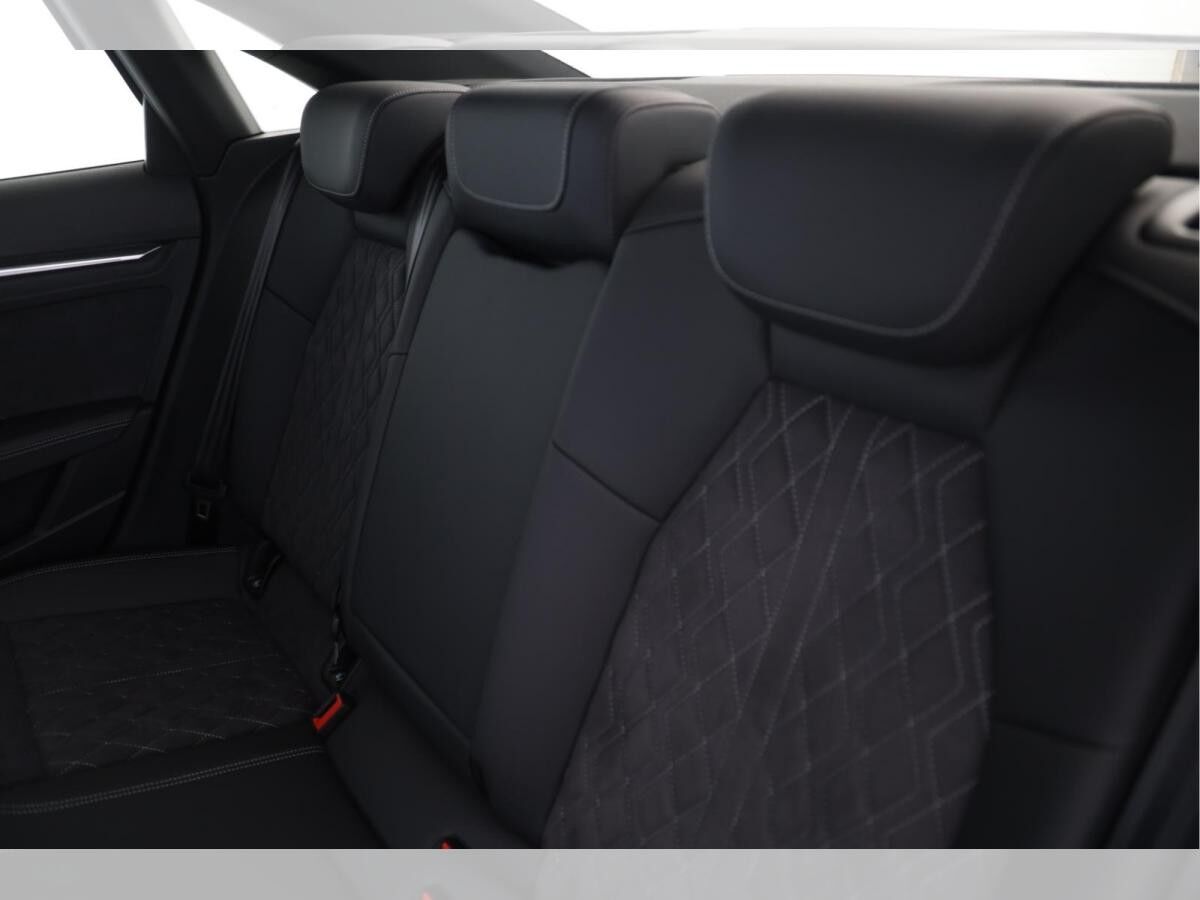 Audi S3 Limousine TFSI quattro S tronic MMI NAVI+