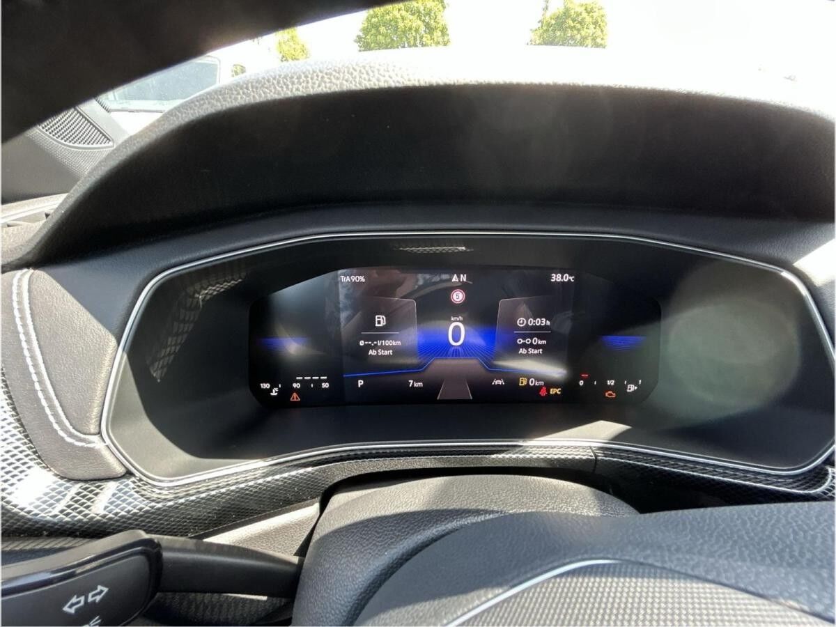 Volkswagen T-Cross R-Line 1.0 l TSI OPF DSG CarPlay Matrix