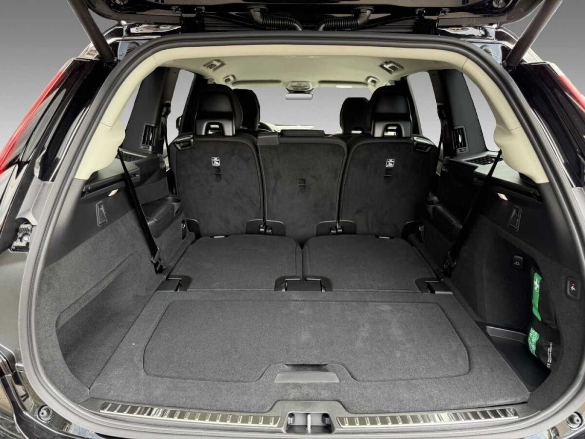 Volvo XC90 T8 Plus Dark+MJ26+Pano.-Glasdach+360 Grad