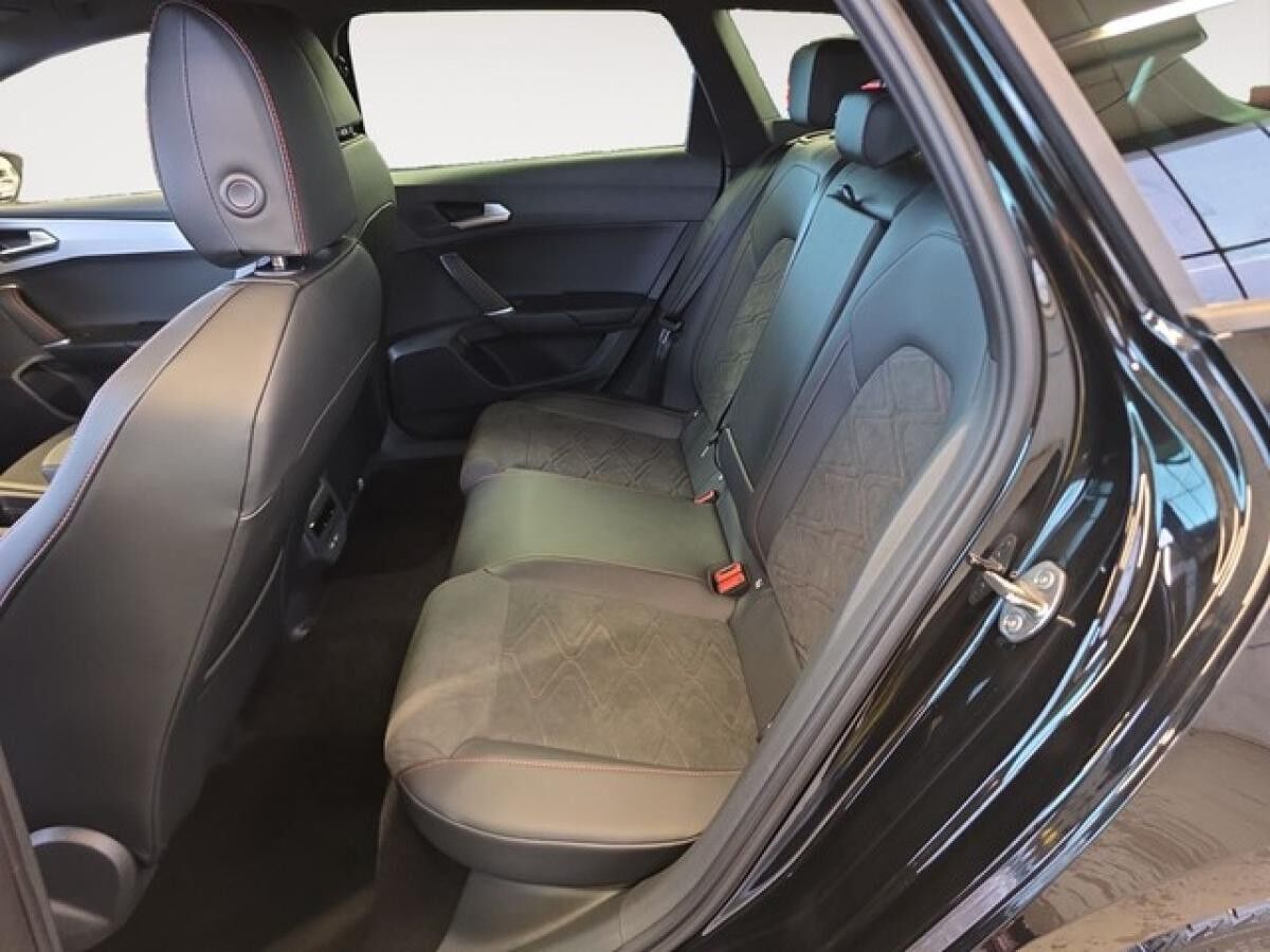 Seat Leon Leon ST FR 1.5 e-Hybrid AHK LED Kamera Beats Navi