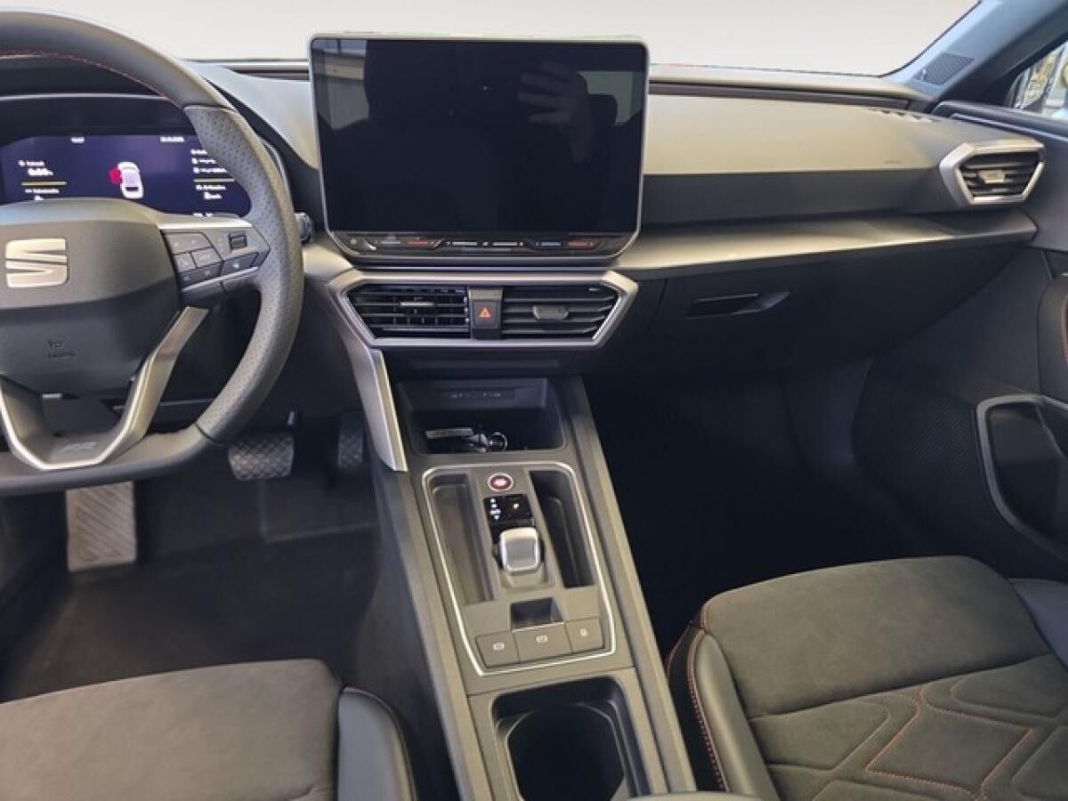 Seat Leon Leon ST FR 1.5 e-Hybrid AHK LED Kamera Beats Navi