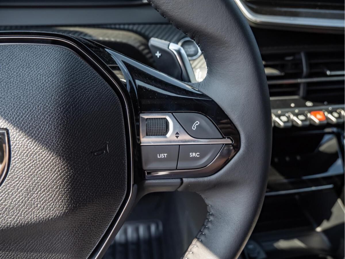 Peugeot 2008 Allure Hybrid 145 e-DSC6 ALLWETTER*ACC*KAMERA*