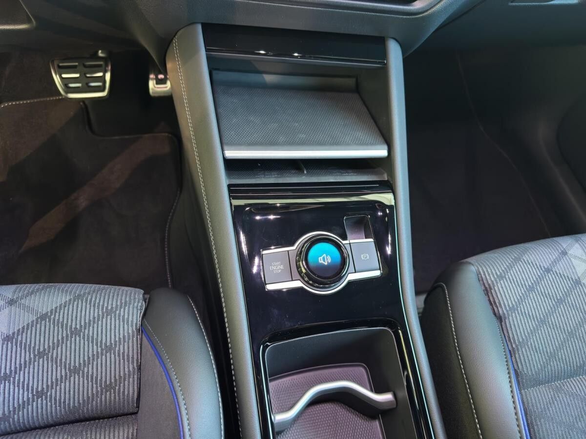 Volkswagen Tiguan R-Line 1.5 eHybrid 177PS/115PS *70.235 Euro Listenpreis*