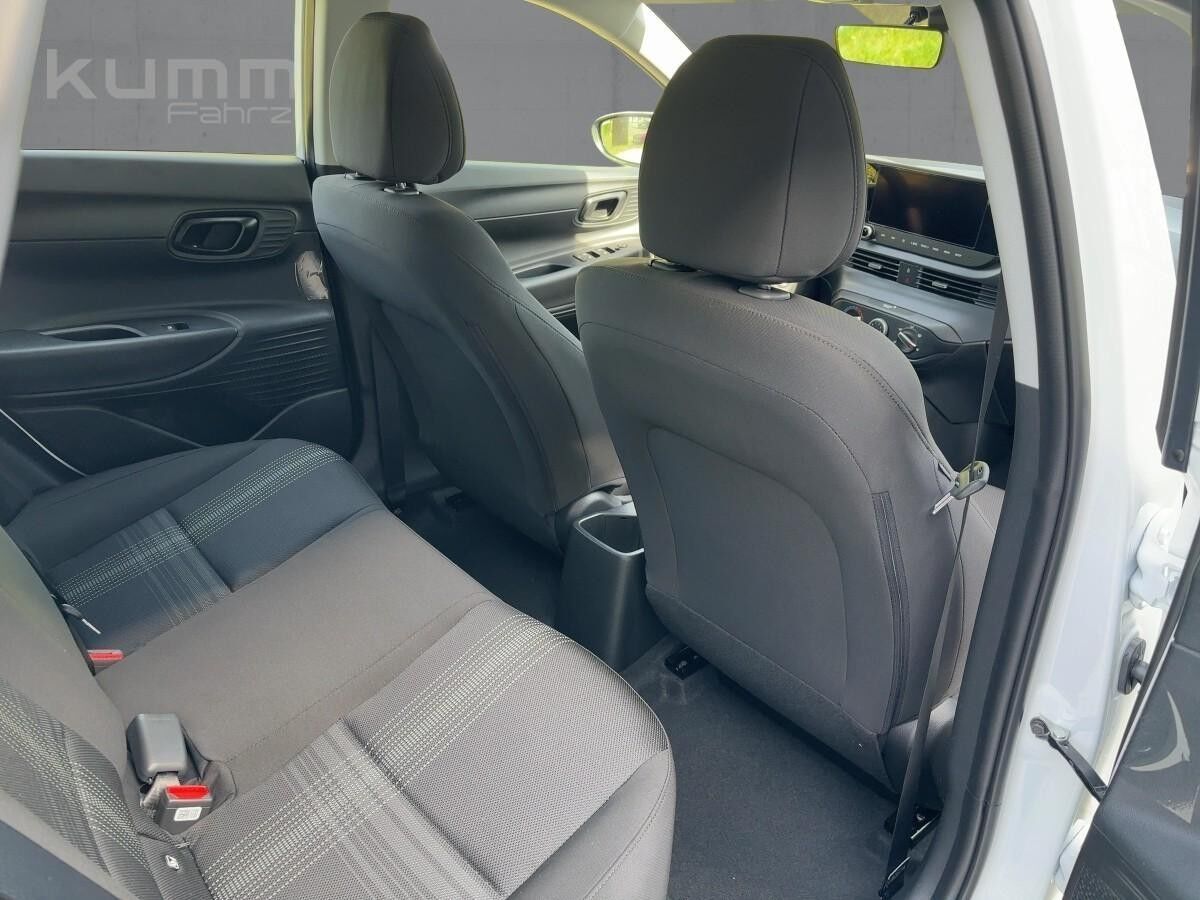 Hyundai i20 SONDERAKTION BIS 12/25*NAVI*KLIMA*RÜCKFAHRKAMERA*SOFORT VERFÜGBAR