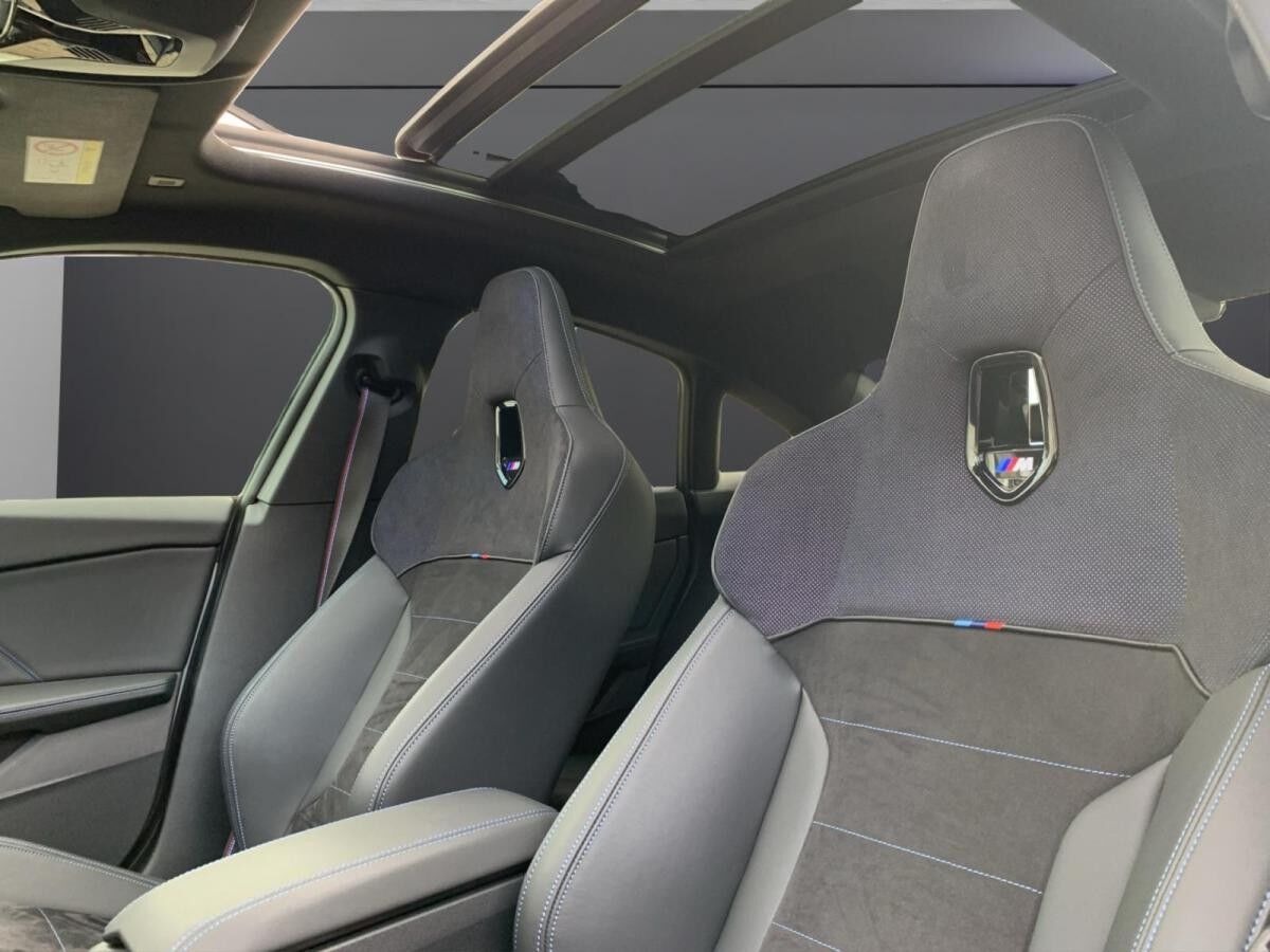 BMW M235 Gran Coupe  | 19" DrivingAss. Prof.