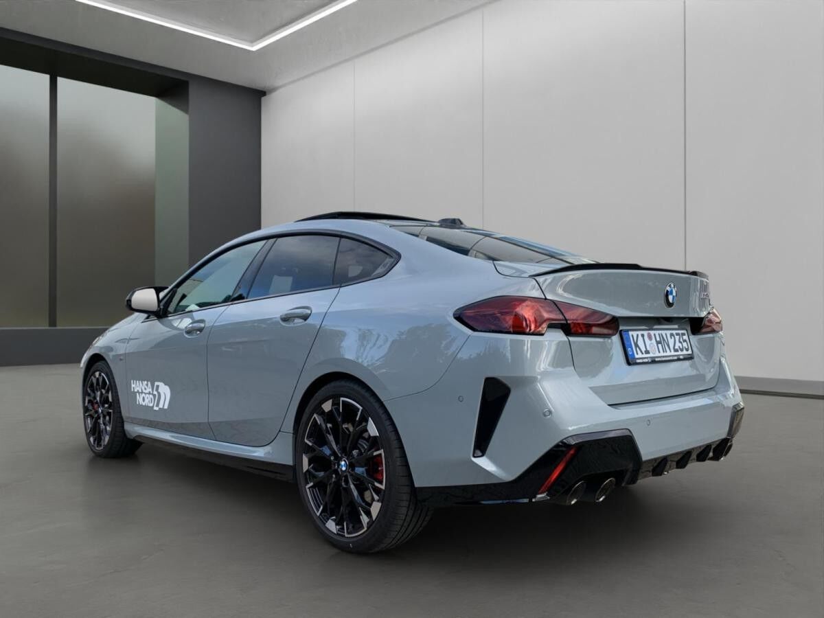 BMW M235 Gran Coupe  | 19" DrivingAss. Prof.