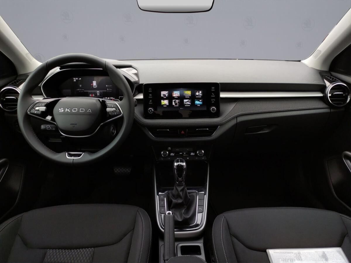 Skoda Fabia Tour 1.0 TSI DSG ACC DAB SHZ