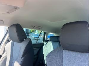 Skoda Octavia Combi Tour 2.0 TDI DSG AHK LED NAVI DAB