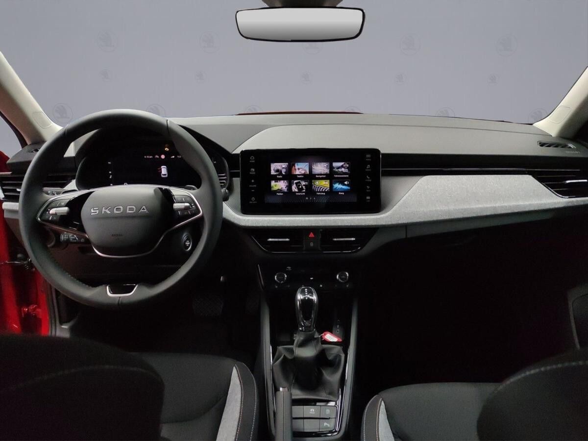 Skoda Kamiq Tour 1.5 TSI DSG BLACK NAVI AHK LED