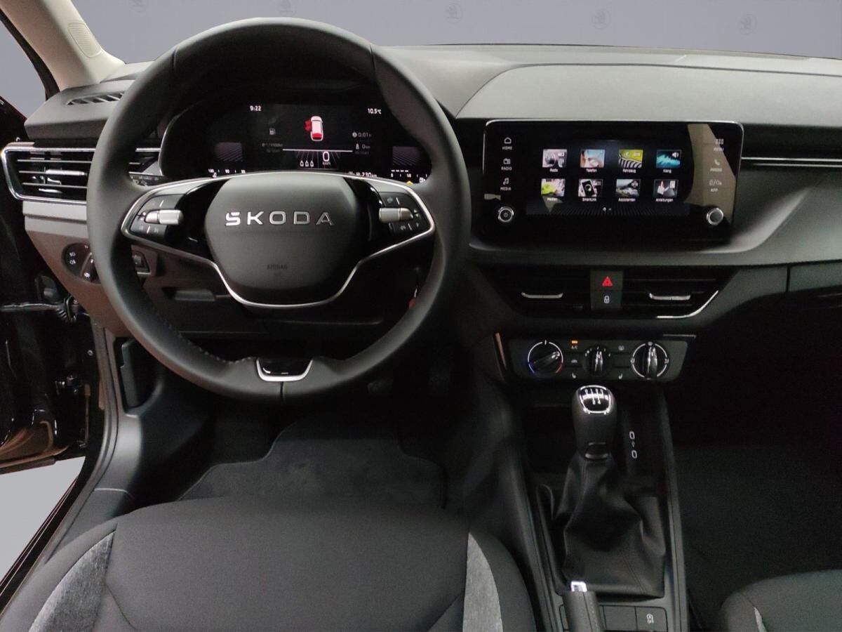 Skoda Kamiq Essence 1.0 TSI KLIMA SITZHEIZUNG