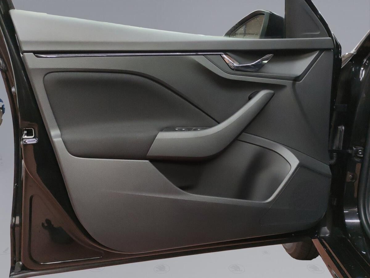 Skoda Kamiq Essence 1.0 TSI KLIMA SITZHEIZUNG