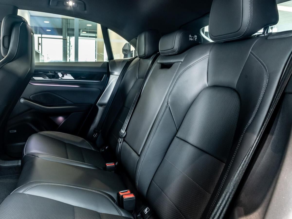 Porsche Macan 4 0,25% Versteuerung PTS miamiblau*Bose*AHK*Abstandsregeltempostat