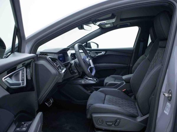 Audi Q4 e-tron Q4 Sportback 45 e-tron*S-LINE*MATRIX*AHK*360*HUD