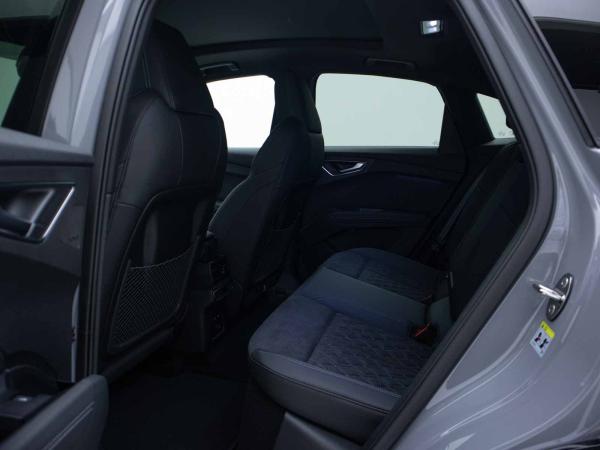Audi Q4 e-tron Q4 Sportback 45 e-tron*S-LINE*MATRIX*AHK*360*HUD