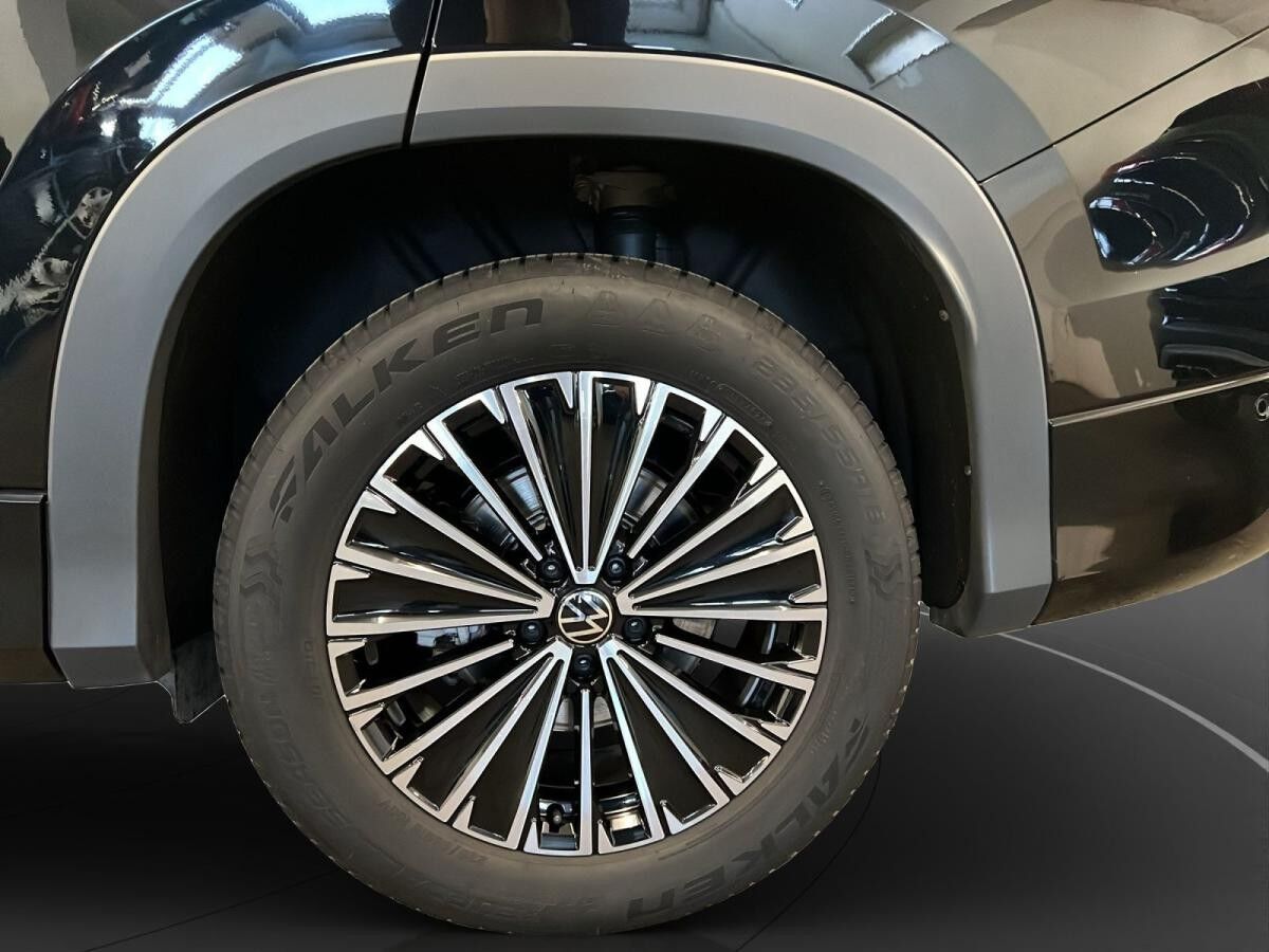 Volkswagen Tayron 2.0 TDI 4M Life 7-Sitzer AHK Matrix LM 19" ACC