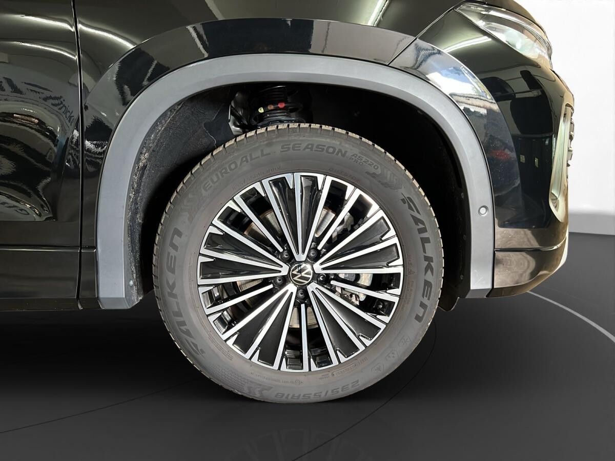 Volkswagen Tayron 2.0 TDI 4M Life 7-Sitzer AHK Matrix LM 19" ACC