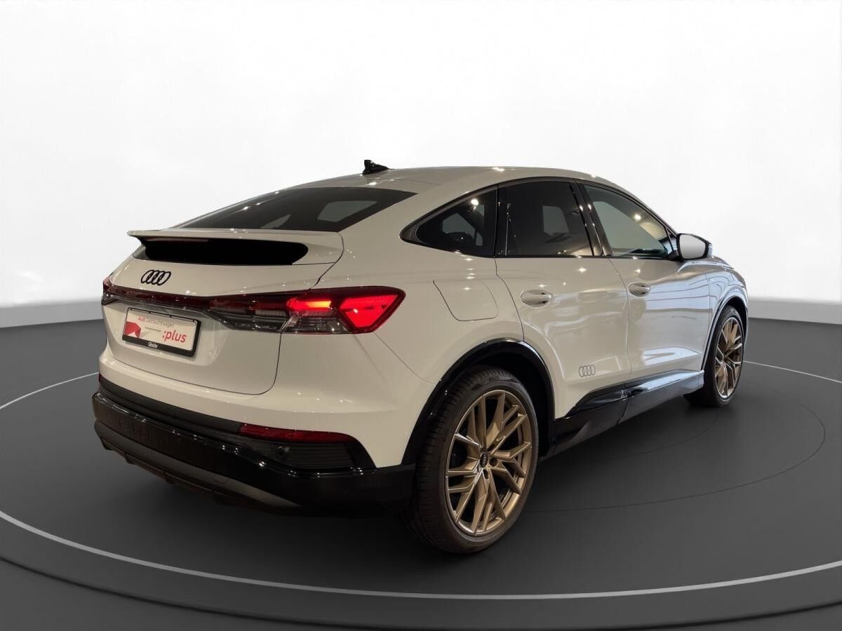 Audi Q4 e-tron Q4 Sportback e-tron 45 S line AHK Matrix LM 21" Navi RFK ACC