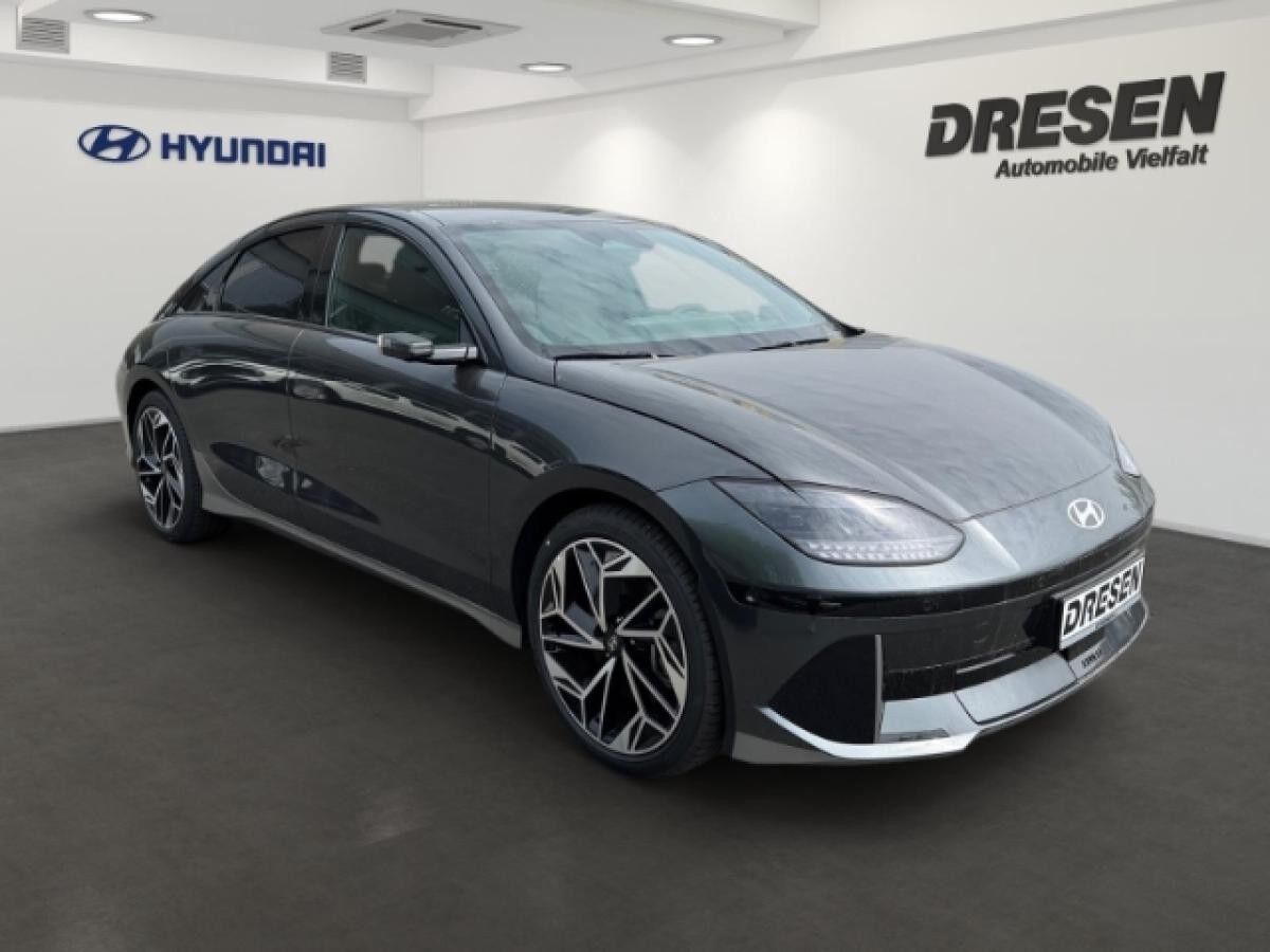 Hyundai IONIQ 6 UNIQ⚠️ | Digit.Außensp. | 20"Felgen | Navi | Klimaauto. | ISOFIX