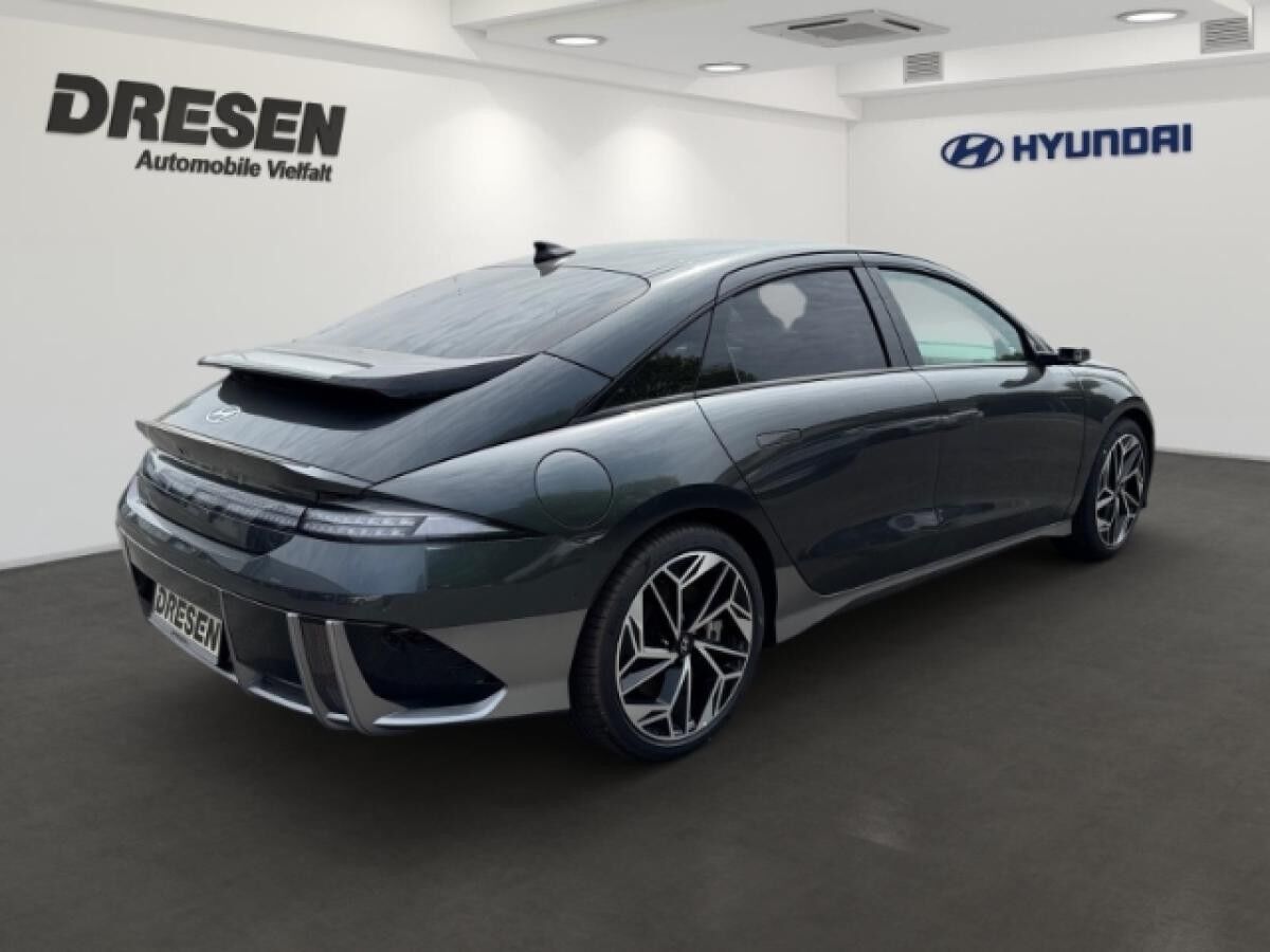 Hyundai IONIQ 6 UNIQ⚠️ | Digit.Außensp. | 20"Felgen | Navi | Klimaauto. | ISOFIX