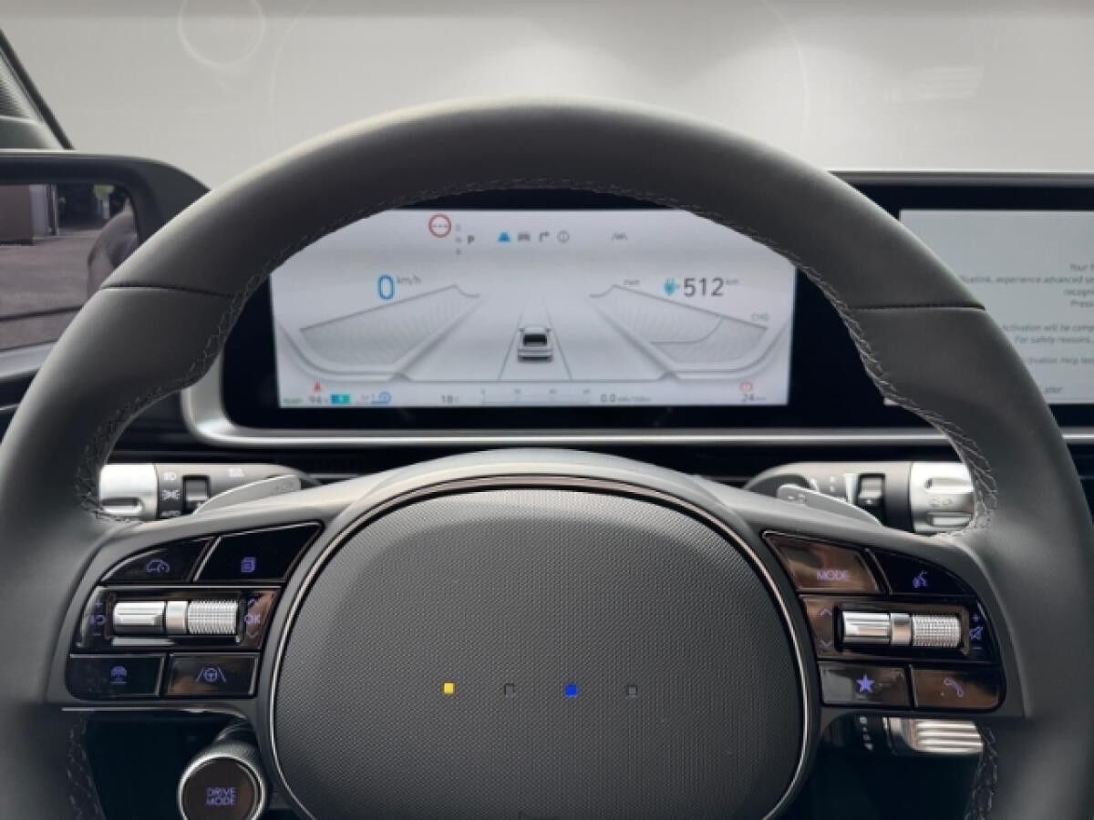 Hyundai IONIQ 6 UNIQ⚠️ | Digit.Außensp. | 20"Felgen | Navi | Klimaauto. | ISOFIX