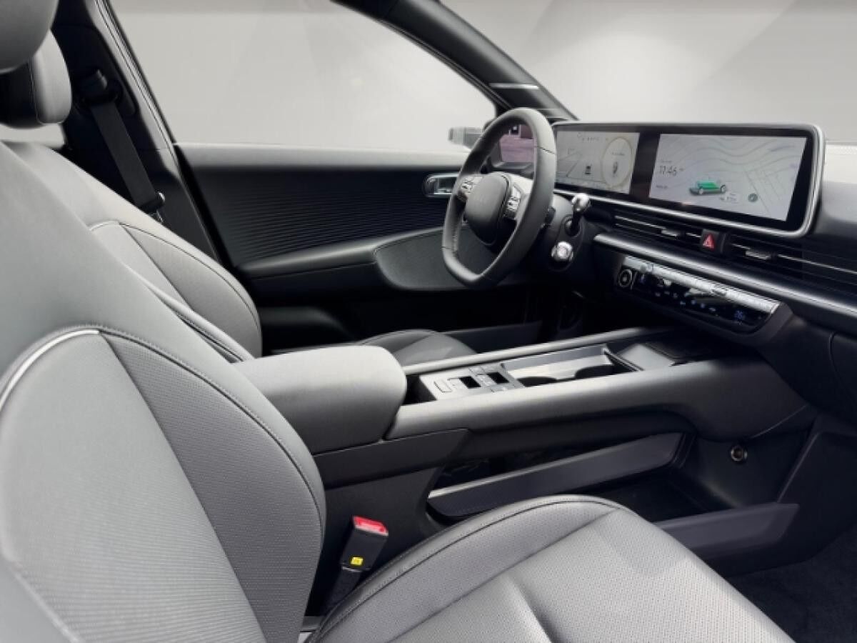 Hyundai IONIQ 6 UNIQ⚠️ | Digit.Außensp. | 20"Felgen | Navi | Klimaauto. | ISOFIX