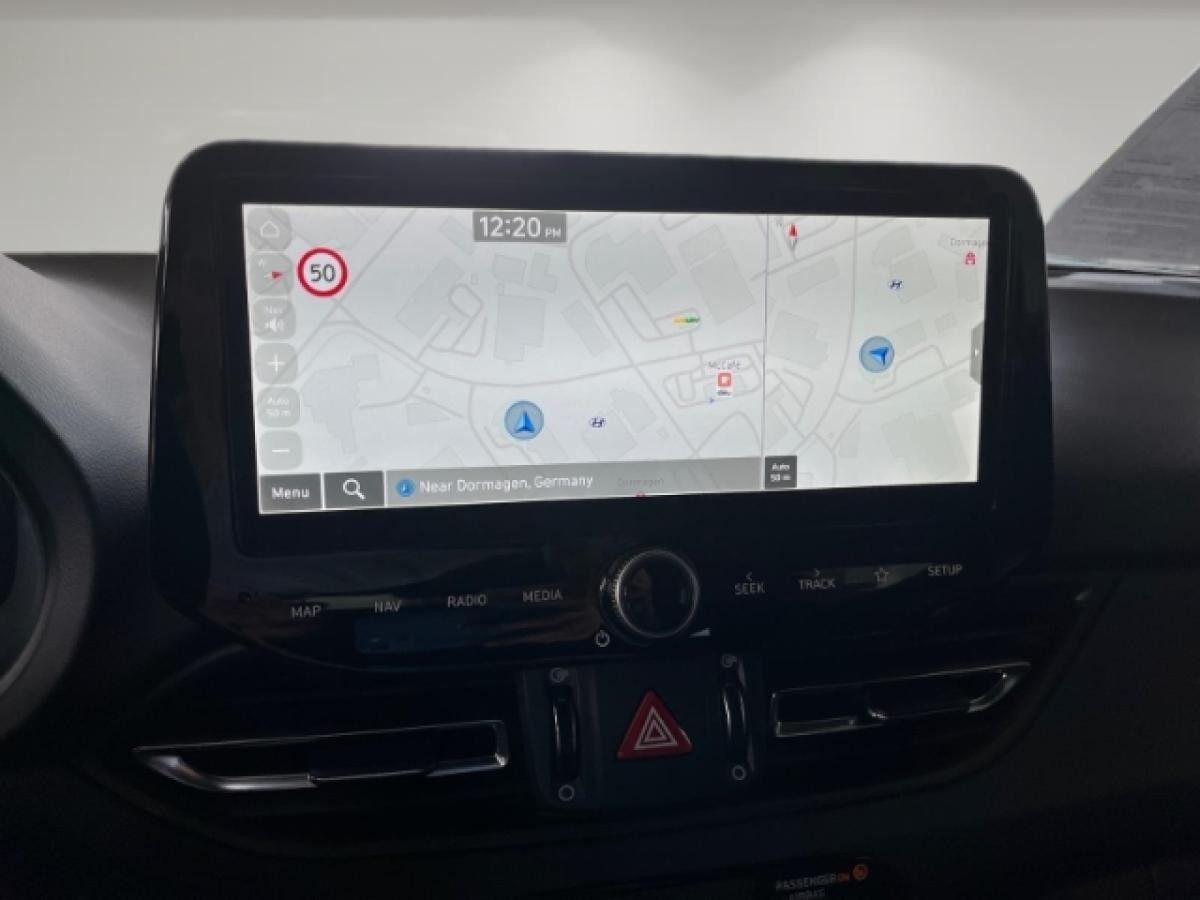 Hyundai i30 🚀1.5 Advantage/Automatik/Panorama/Navi/Rückfahrkamera/