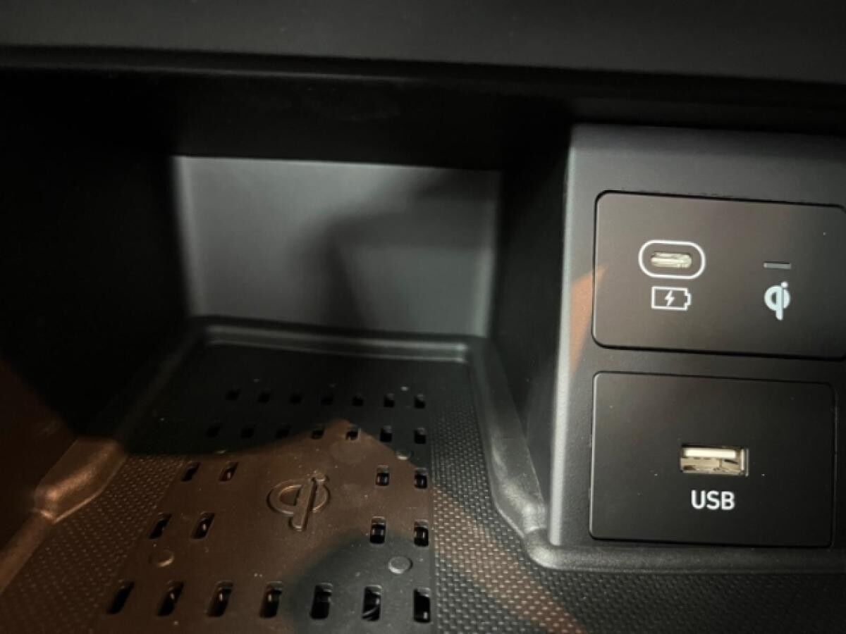 Hyundai i30 🚀1.5 Advantage/Automatik/Panorama/Navi/Rückfahrkamera/