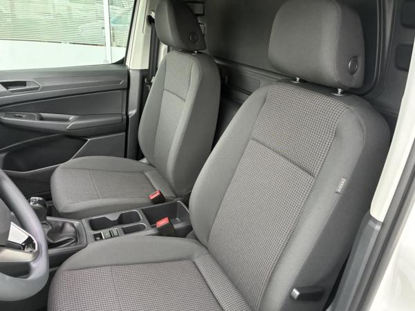 Volkswagen Caddy Cargo 2,0 l TDI KLIMA+AHK+PDC+CARPLAY