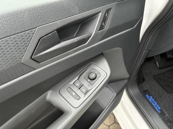 Volkswagen Caddy Cargo 2,0 l TDI KLIMA+AHK+PDC+CARPLAY