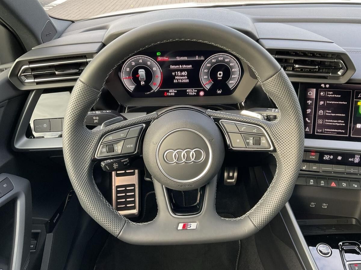 Audi A3 Sportback 30 TFSI S line *Navi*Business*AHK*