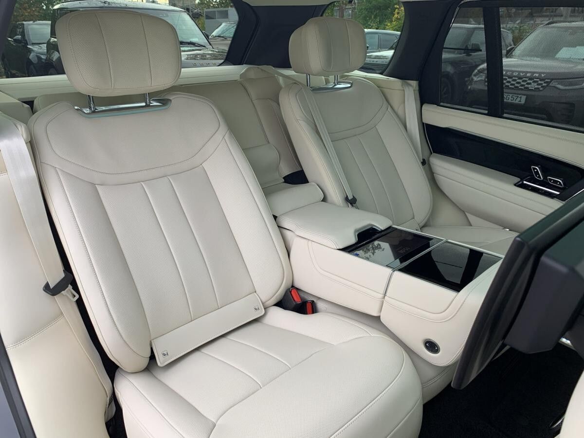 Land Rover Range Rover LWB Plug-in Hybrid P460e Autobiography (sofort verfügbar)