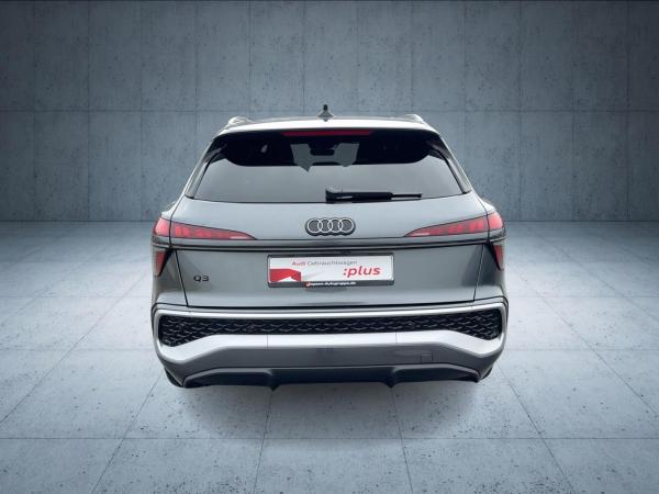 Audi Q3 SUV TFSI S tr. LED PANO 19 ACC 360 FLA ParkAss