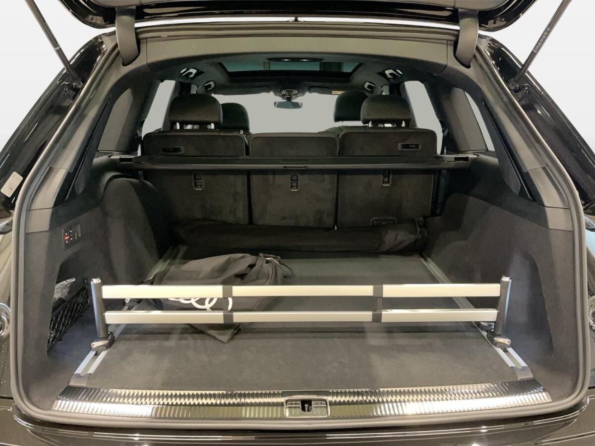 Audi Q7 SUV S line business TFSI e quattro tiptronic