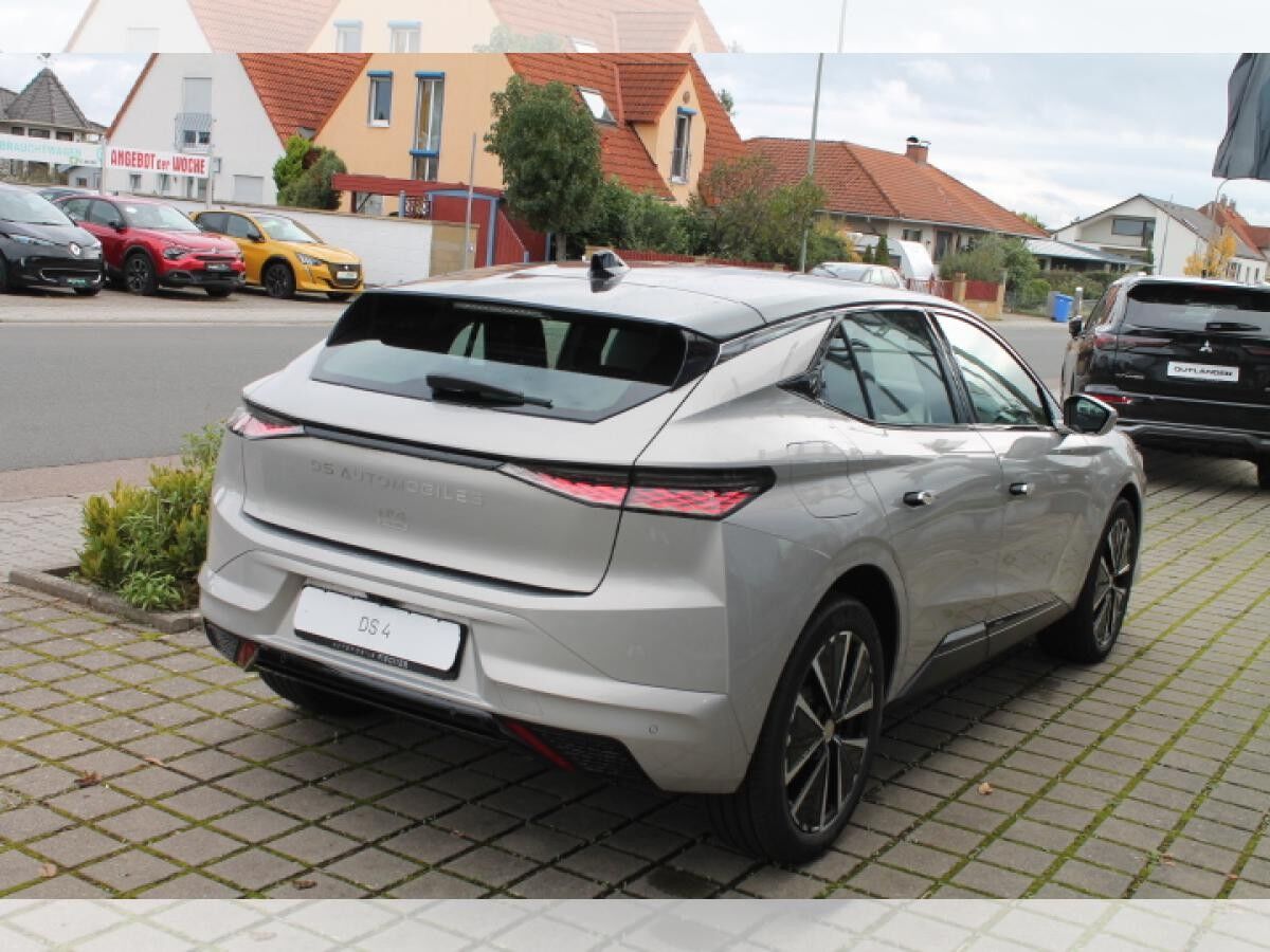 DS Automobiles DS4 N°4 JULES VERNE Elektro *sofort*