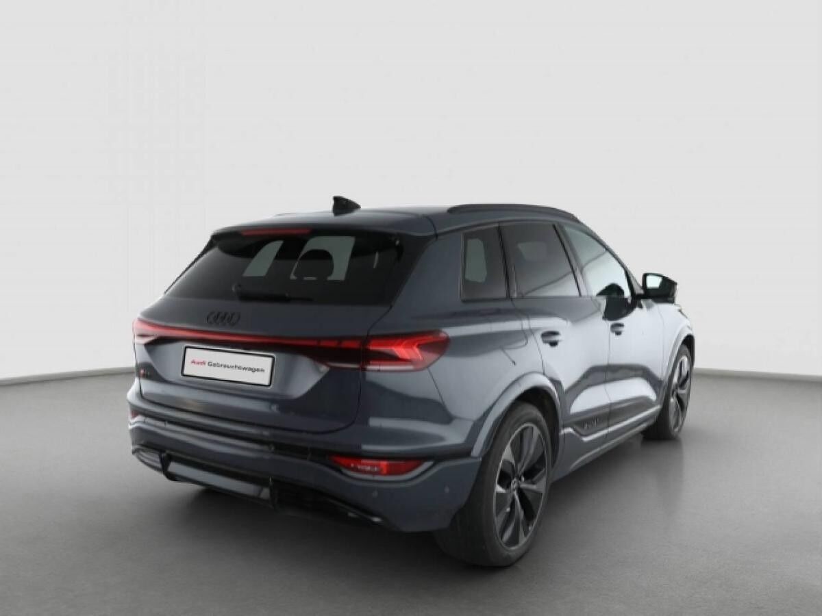Audi Q6 e-tron quattro edition one grey HUD B&O ACC
