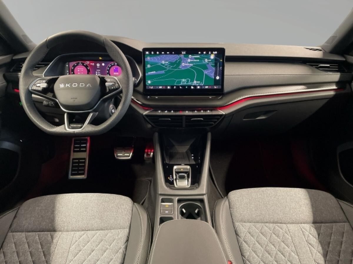 Skoda Octavia 1.5 TSI 110kW Sportline, AHK, Head Up Display, Winter