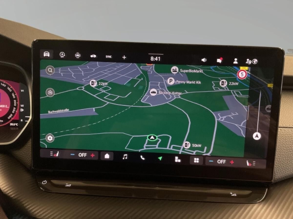 Skoda Octavia 1.5 TSI 110kW Sportline, AHK, Head Up Display, Winter