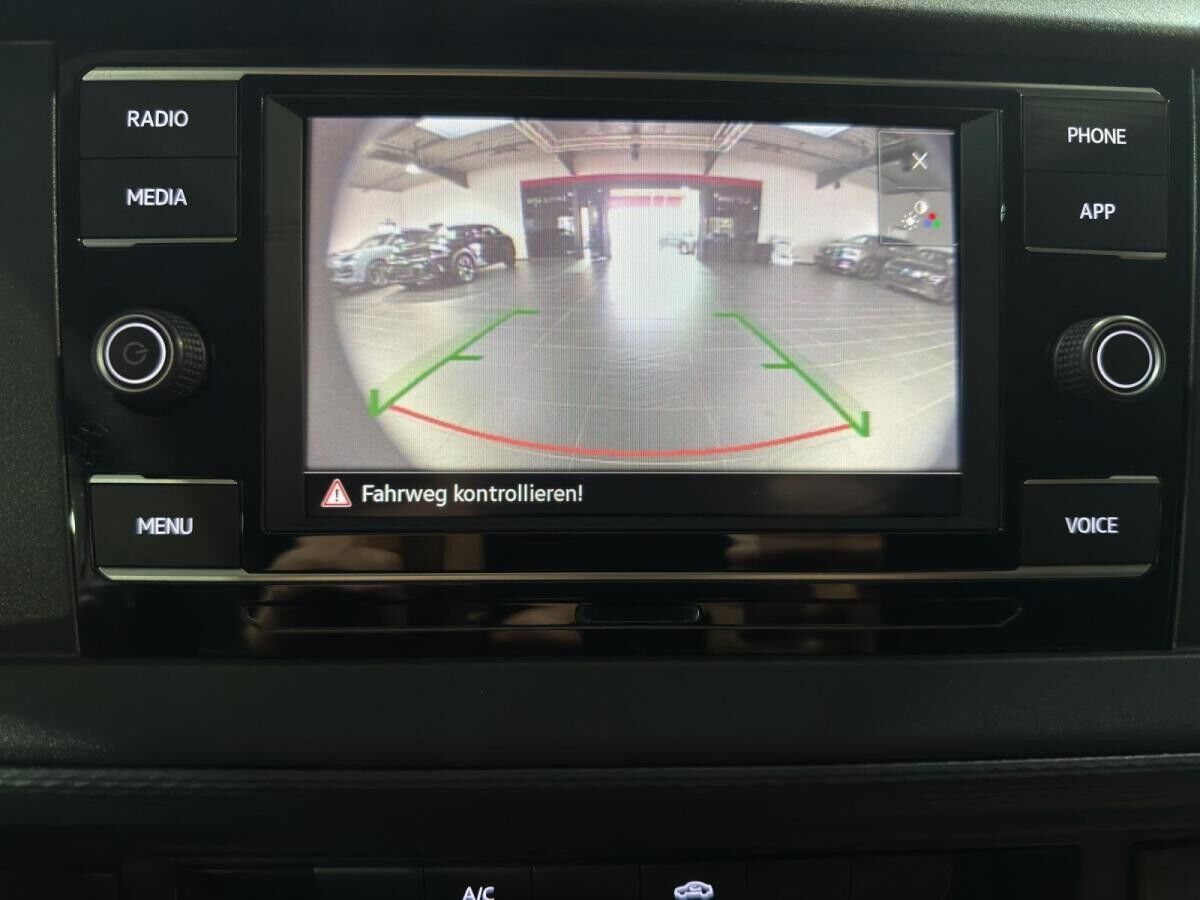Volkswagen T6.1 Transporter*CAM*TEMP*CarPlay*Klima*