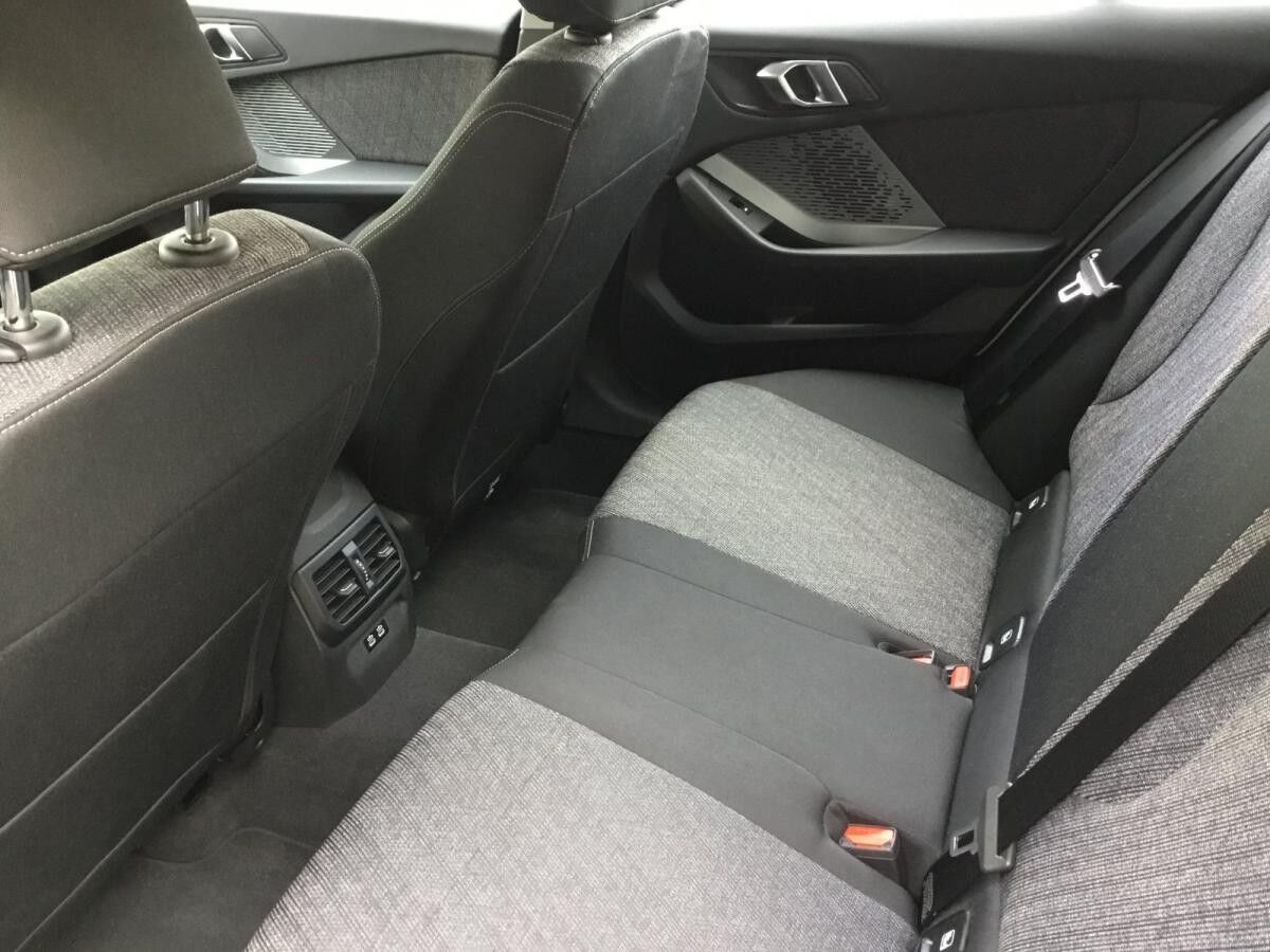 BMW 120 AUTOM+NAVI+LED+KAMERA+SITZHZ