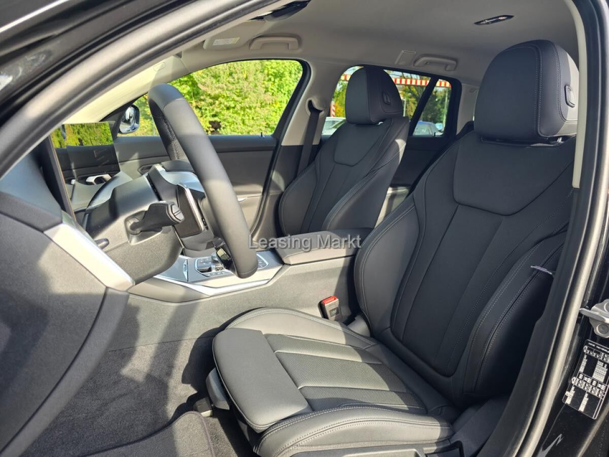 BMW 318 i Touring Auto Navi Tempom.aktiv Bluetooth PDC MP3 Schn.