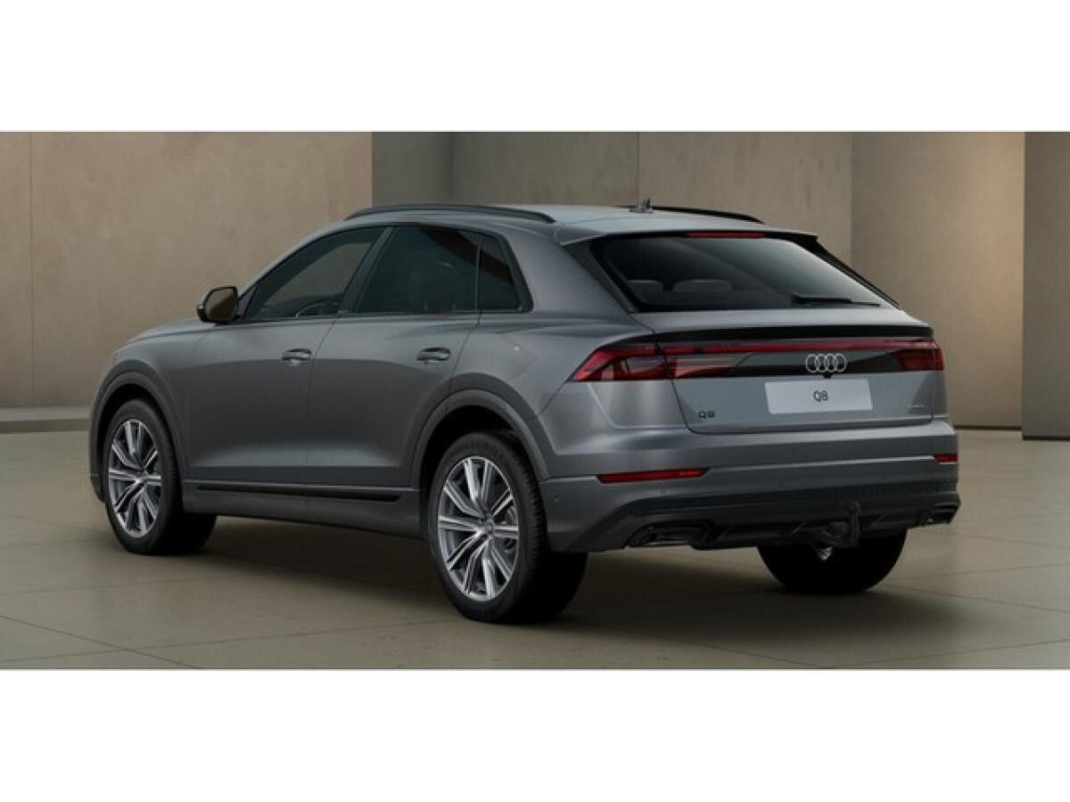 Audi Q8 45 TDI AHK/Optik-Black/HuD/Kamera/Luft/Matrix