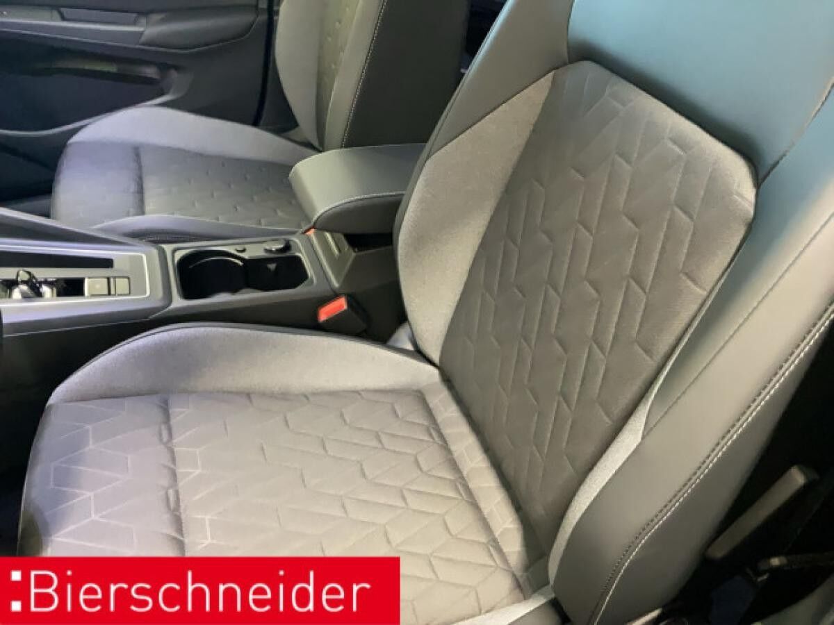 Volkswagen Golf Var. GOAL 1.5 eTSI DSG *ACC/KAM/MATRIX/WR*