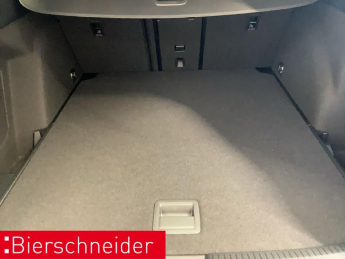 Volkswagen Golf Var. GOAL 1.5 eTSI DSG *ACC/KAM/MATRIX/WR*