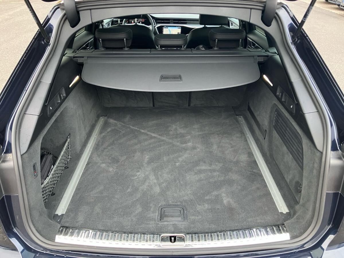 Audi A6 Avant advanced 45TFSI quattro S-tronic / Pano