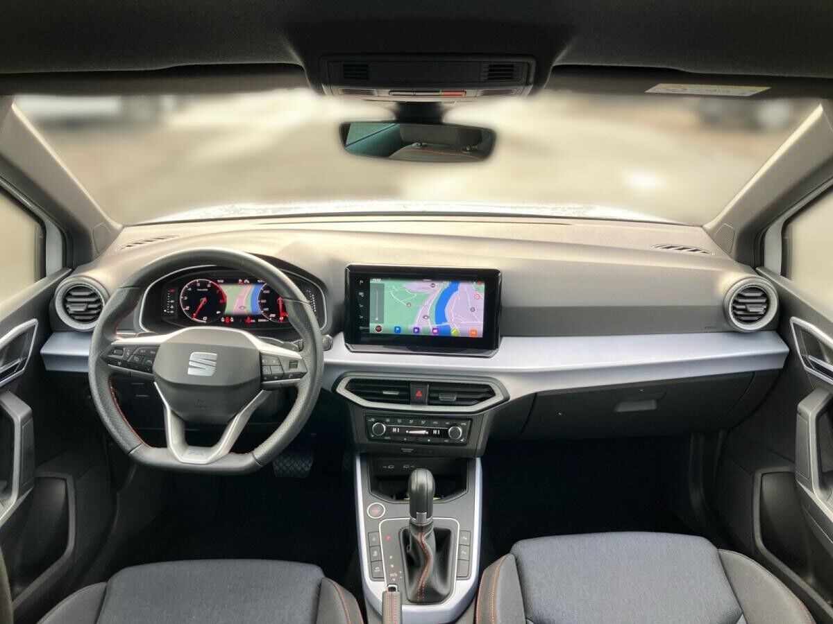 Seat Arona FR 1.0 TSI DSG / Navi, ParkAssi, LED, RFK