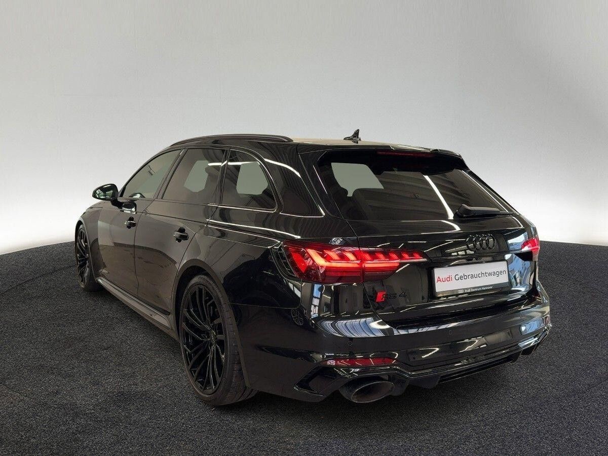 Audi RS4 RS 4 Avant 2.9 TFSI quattro Matrix Head-Up Pano B&O AHK