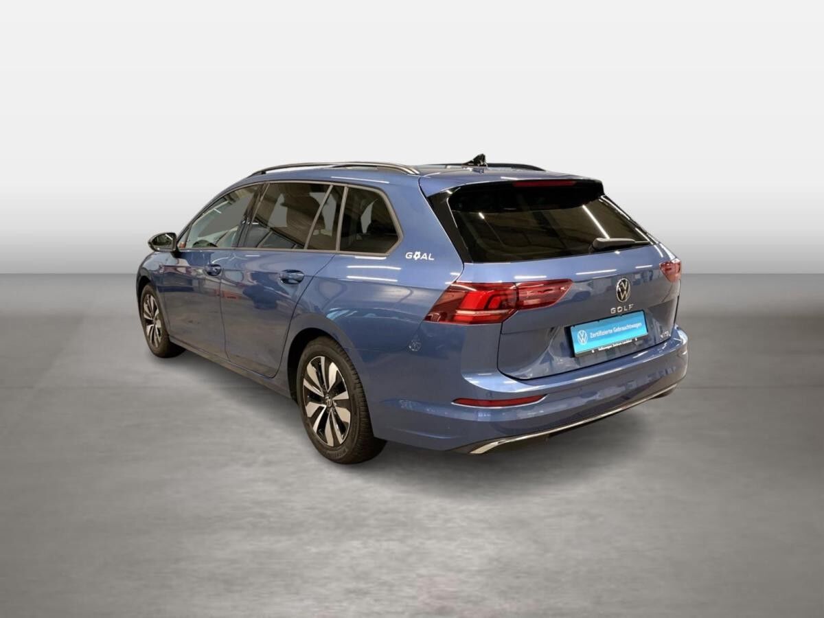 Volkswagen Golf VIII Variant GOAL 1.5 eTSI DSG 360 ACC AHK
