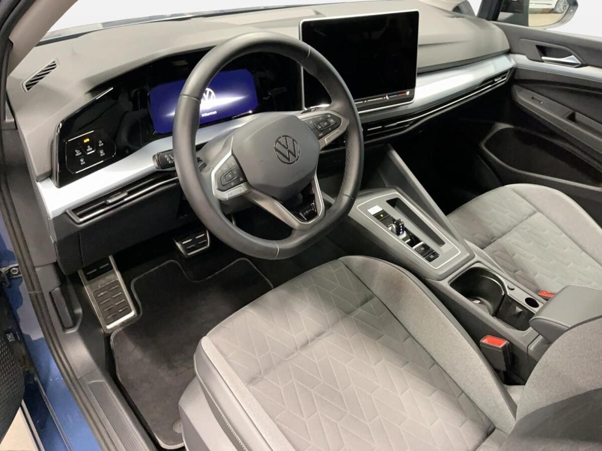 Volkswagen Golf VIII Variant GOAL 1.5 eTSI DSG 360 ACC AHK