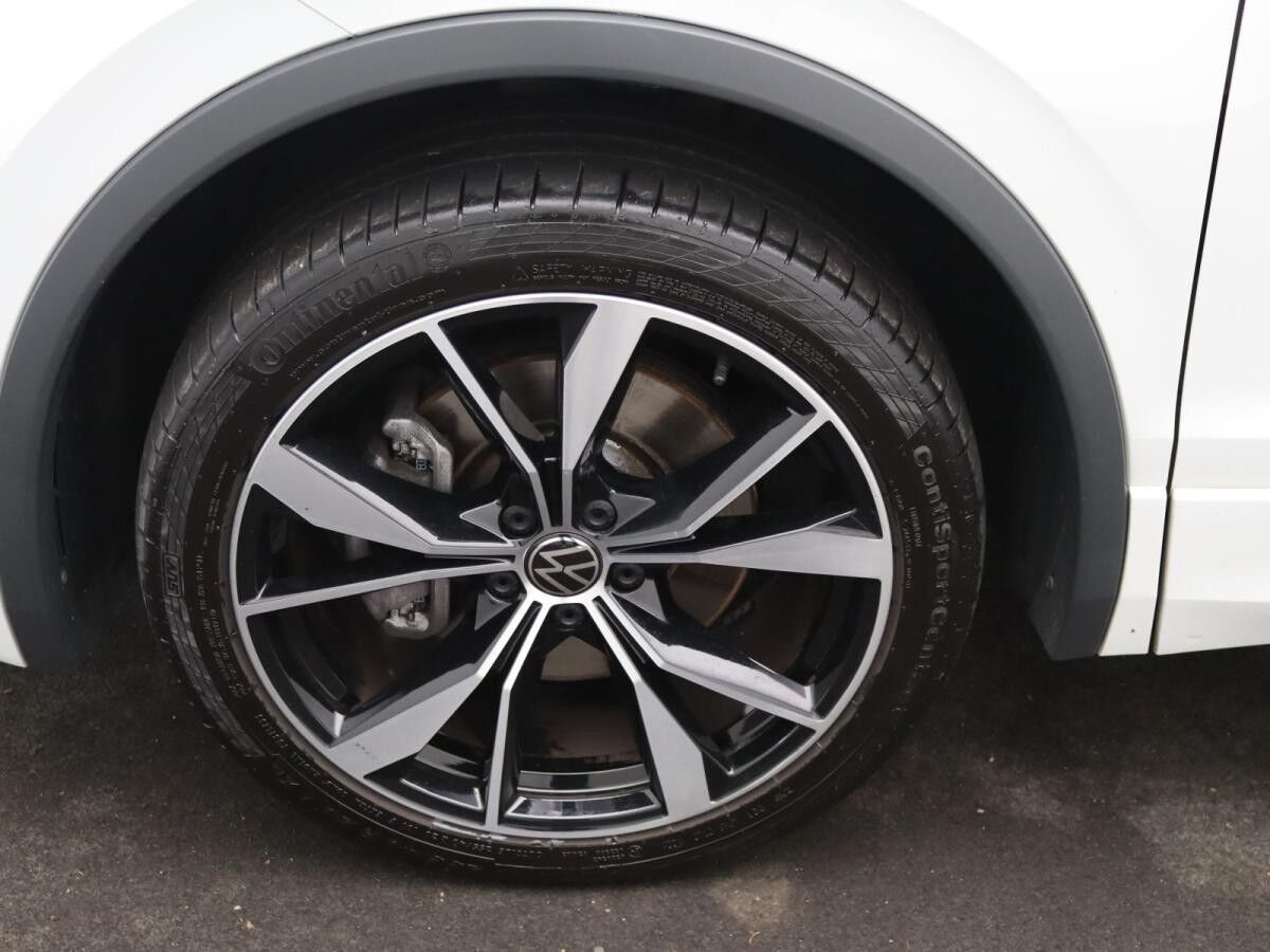 Volkswagen Tiguan Allspace R-Line 2.0TDI 4M DSG/ Pano, Navi